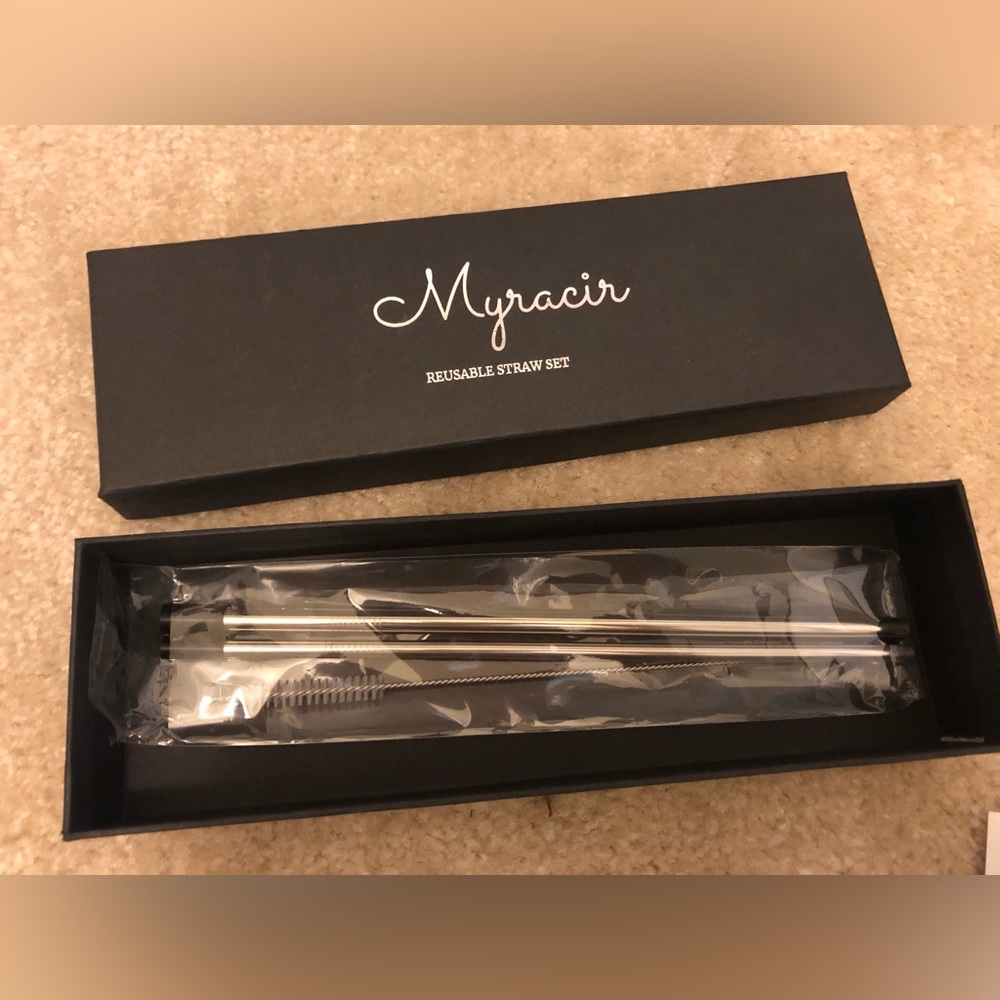 Reusable straws gift set with box